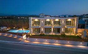 Achatis Apartments With Sea View